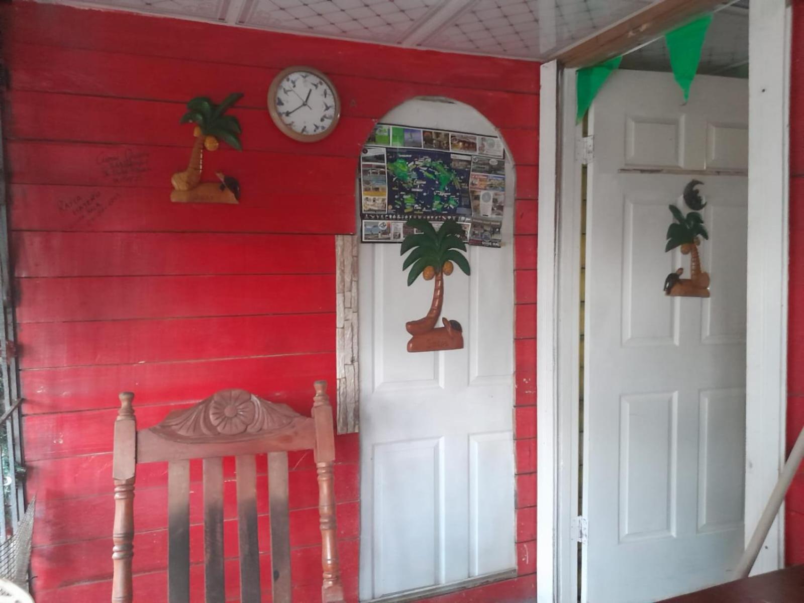 Hostal Cafe Axel Bocas del Toro Exteriör bild